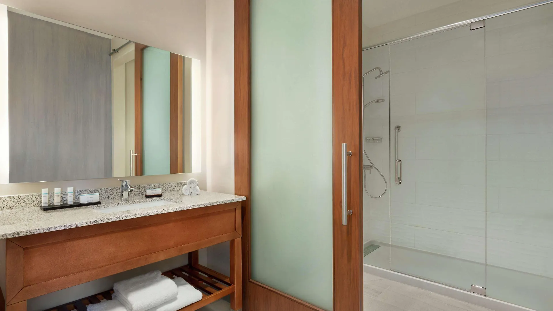 Embassy Suites By Hilton Sarasota