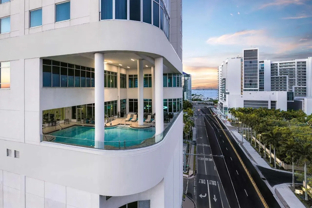 Hotel Embassy Suites By Hilton Sarasota