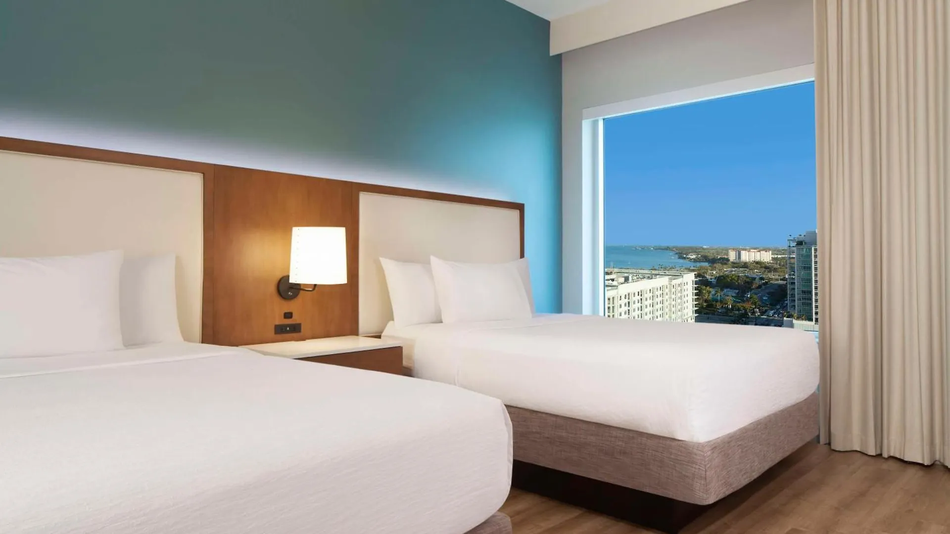 Embassy Suites By Hilton Sarasota Hotel